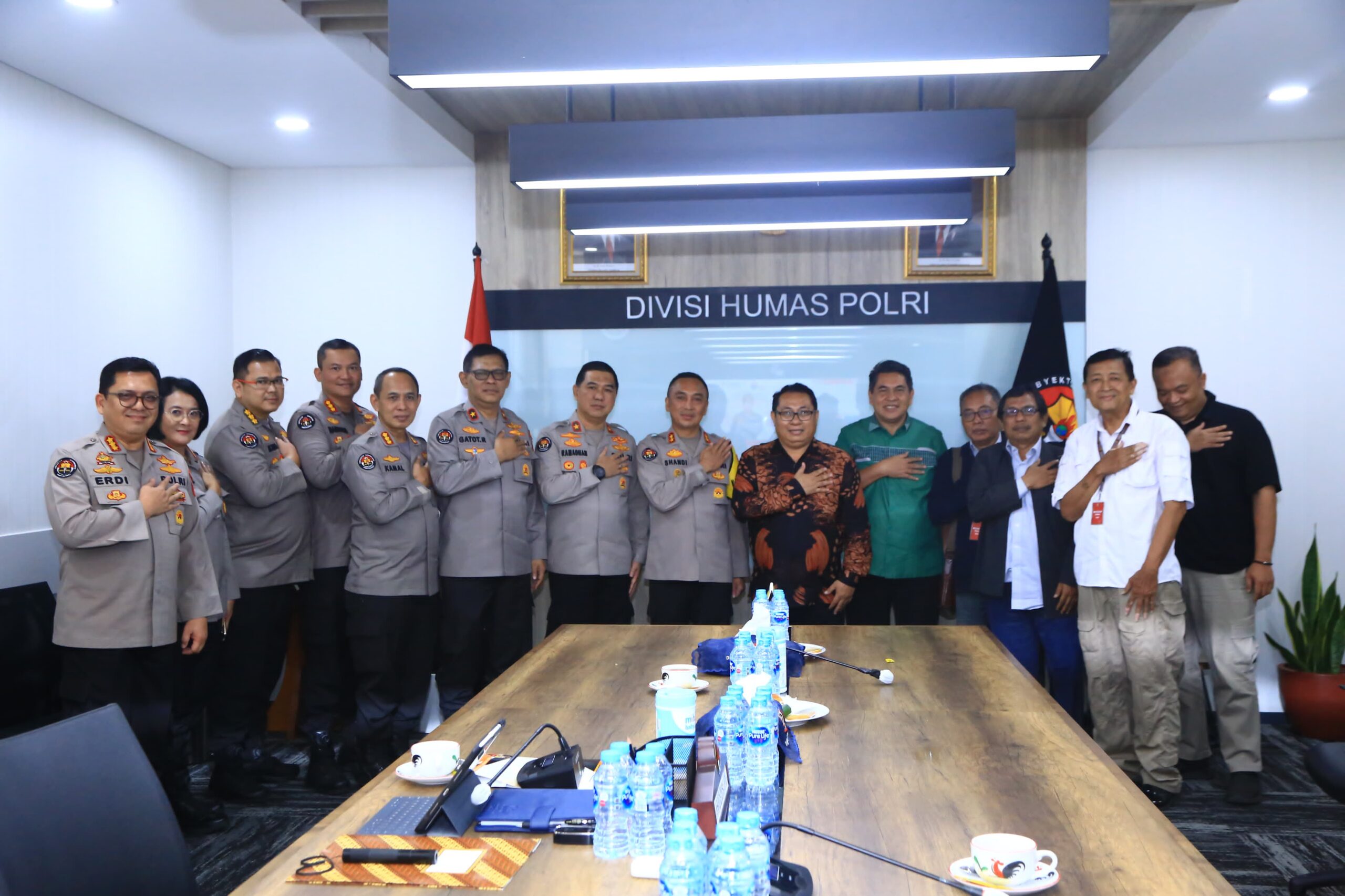 Humas Polri Dan Smsi Perkuat Kolaborasi Wujudkan Pemilu Damai Lidik Cyber 4781